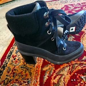 UGG Boots Redwood Waterproof Booties Womens 7.5 Shoes Suede Leather Chunky Heel